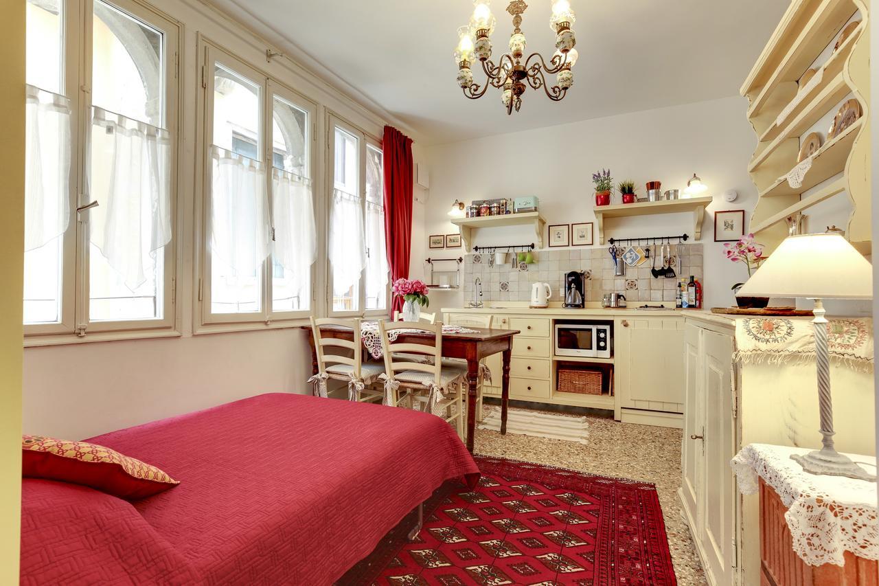 Ca' Badoer Frari Apartment Venice Exterior photo