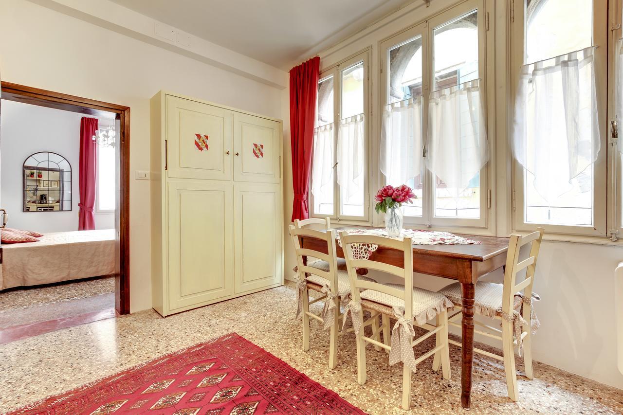 Ca' Badoer Frari Apartment Venice Exterior photo